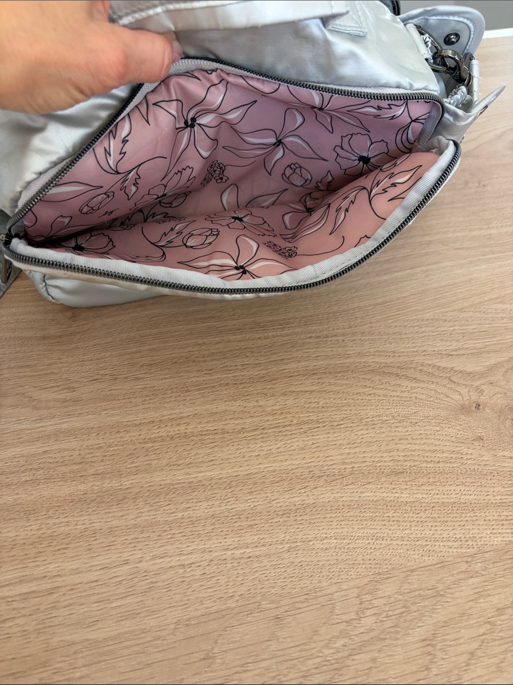 lug Rider Crossbody Bag - Picture 6 of 9